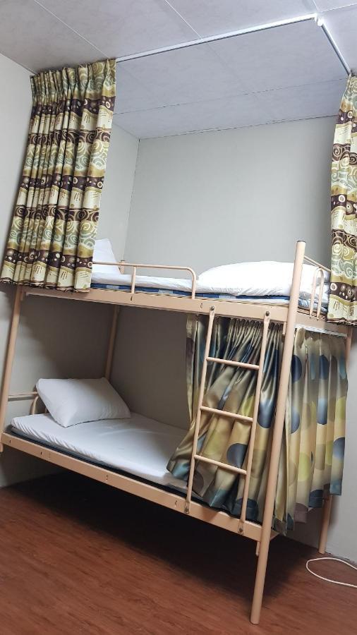 Three Fool Backpackers Inn Fangshan Bagian luar foto